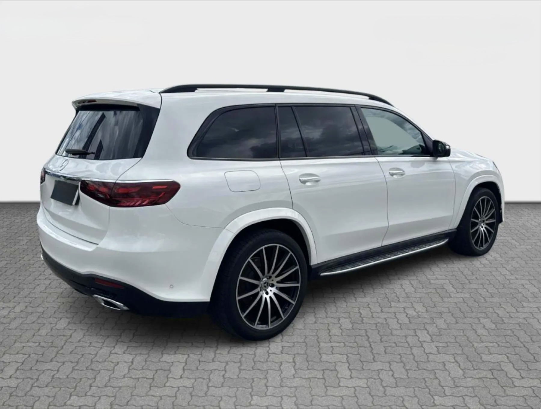 MERCEDES GLS 450d AMG | FACELIFT | SKLADEM | ČESKÉ OJETÉ AUTO | BÍLÁ S ČERNOU KŮŽÍ | MAXIMÁLNÍ VÝBAVA | VIP SLEVA | NÁKUP ONLINE | AUTOiBUY.com